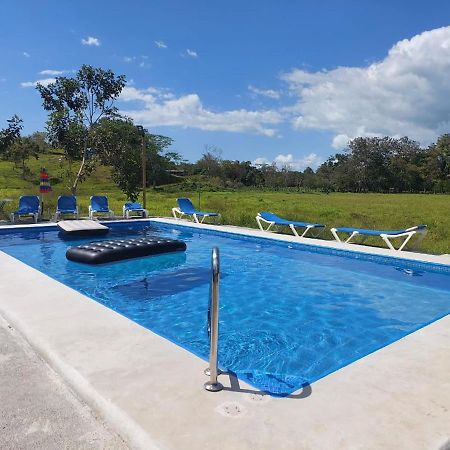 Residencia Las Brisas Griegas Quepos Buitenkant foto