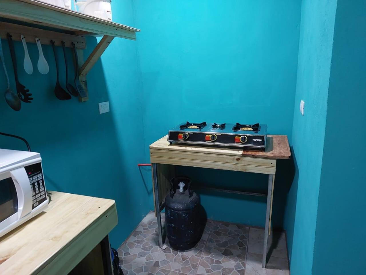 Residencia Las Brisas Griegas Quepos Buitenkant foto