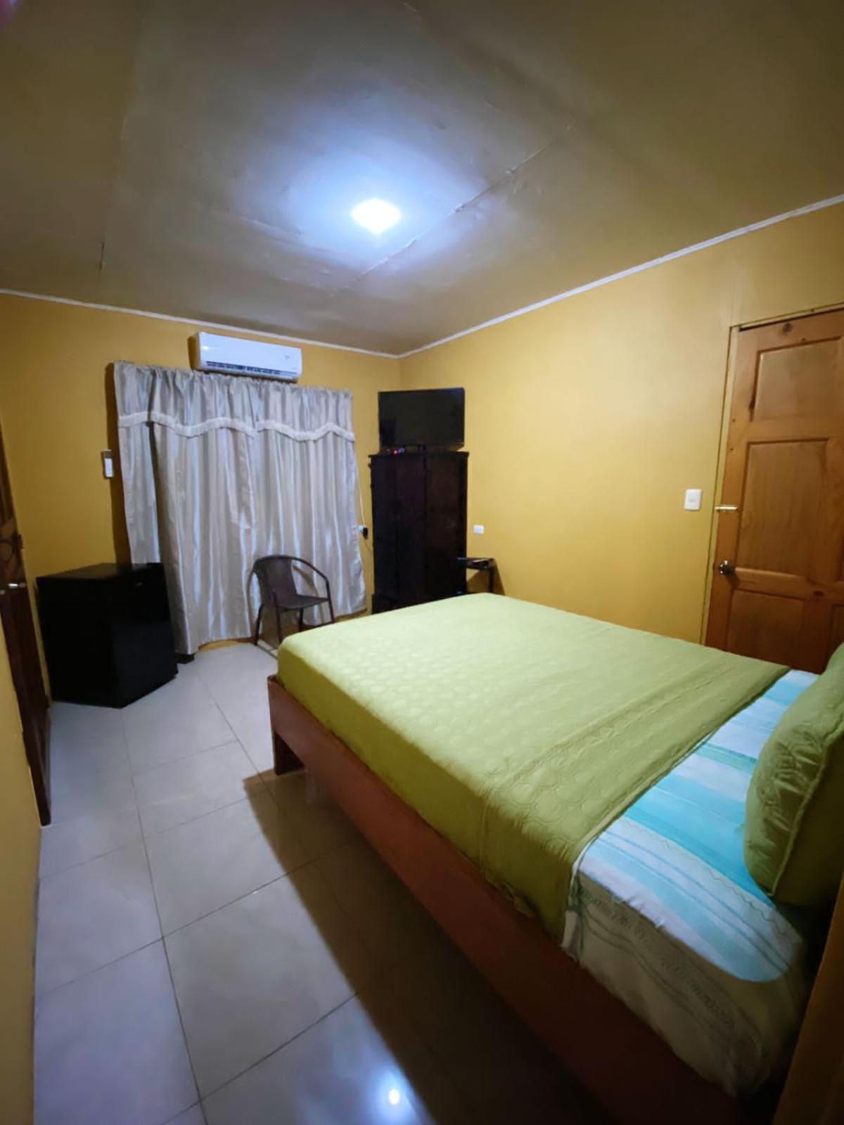 Residencia Las Brisas Griegas Quepos Buitenkant foto