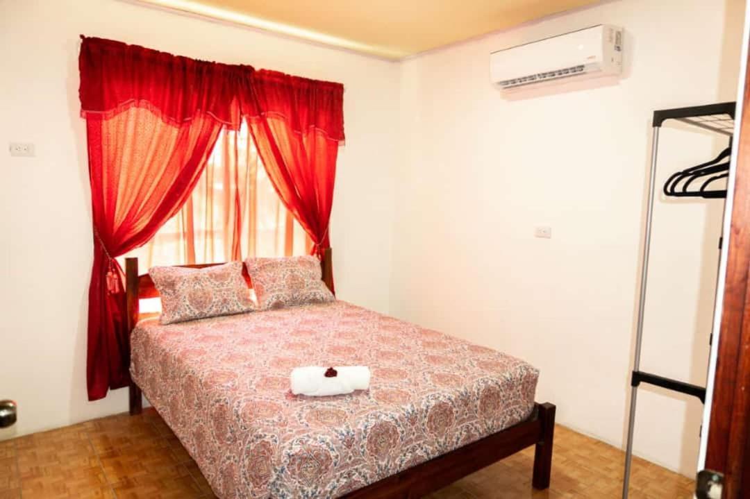 Residencia Las Brisas Griegas Quepos Buitenkant foto