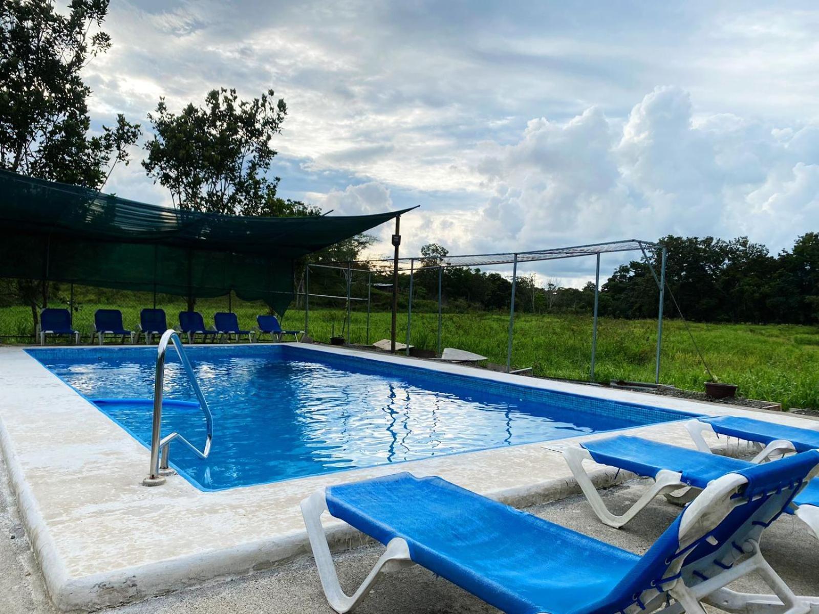 Residencia Las Brisas Griegas Quepos Buitenkant foto