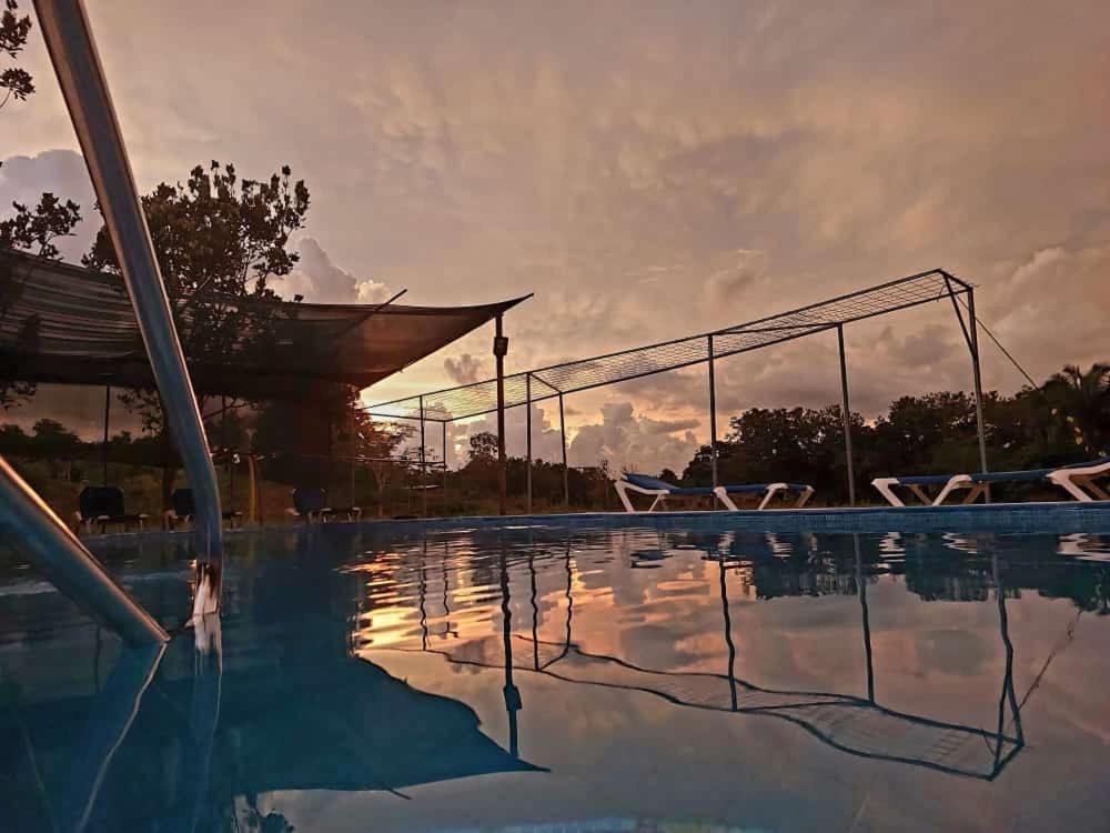 Residencia Las Brisas Griegas Quepos Buitenkant foto
