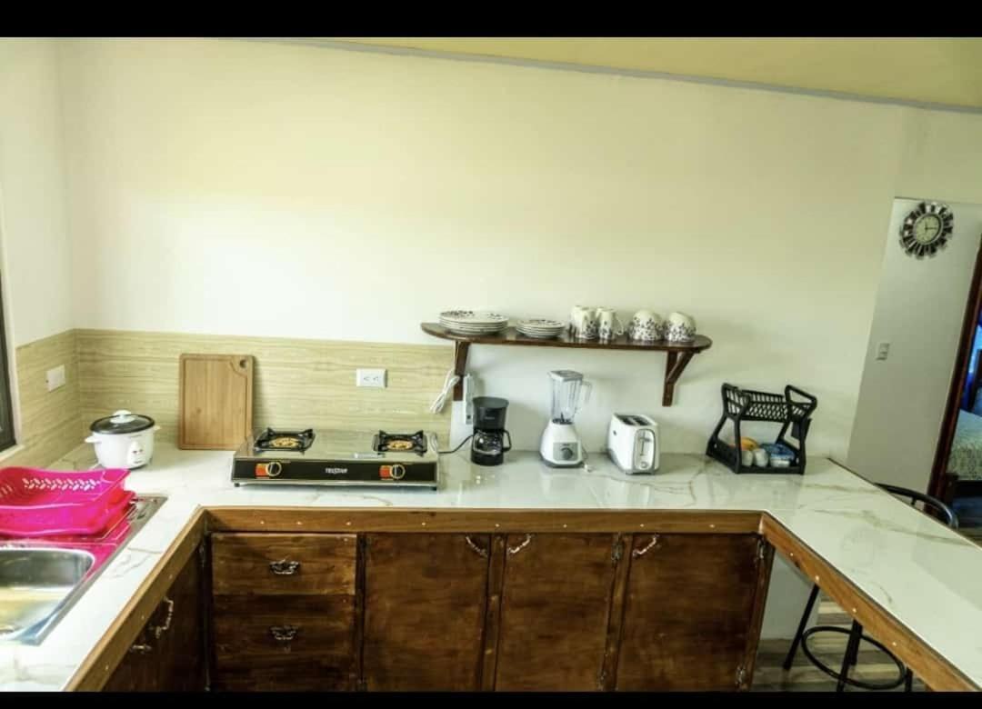 Residencia Las Brisas Griegas Quepos Buitenkant foto