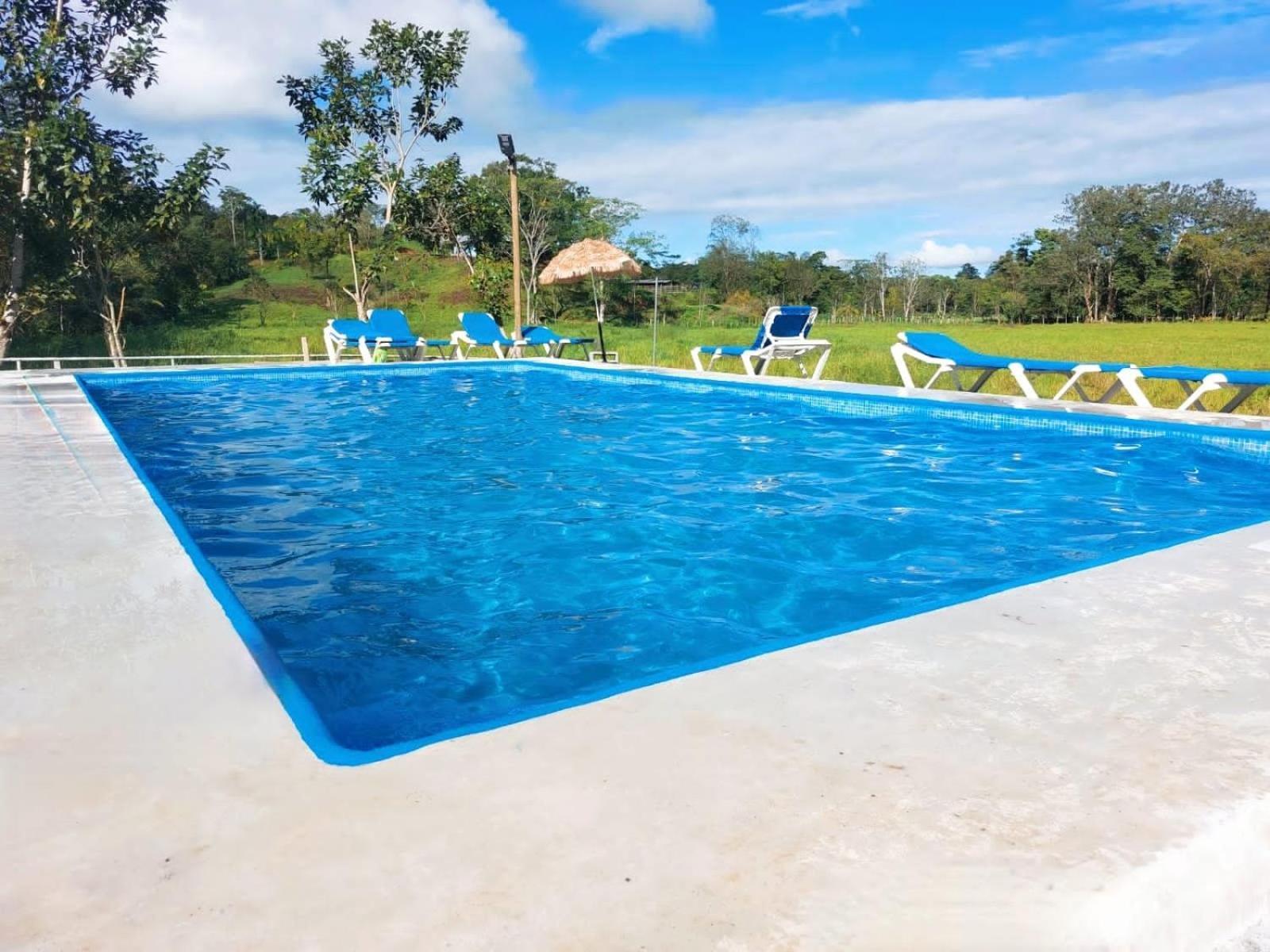 Residencia Las Brisas Griegas Quepos Buitenkant foto