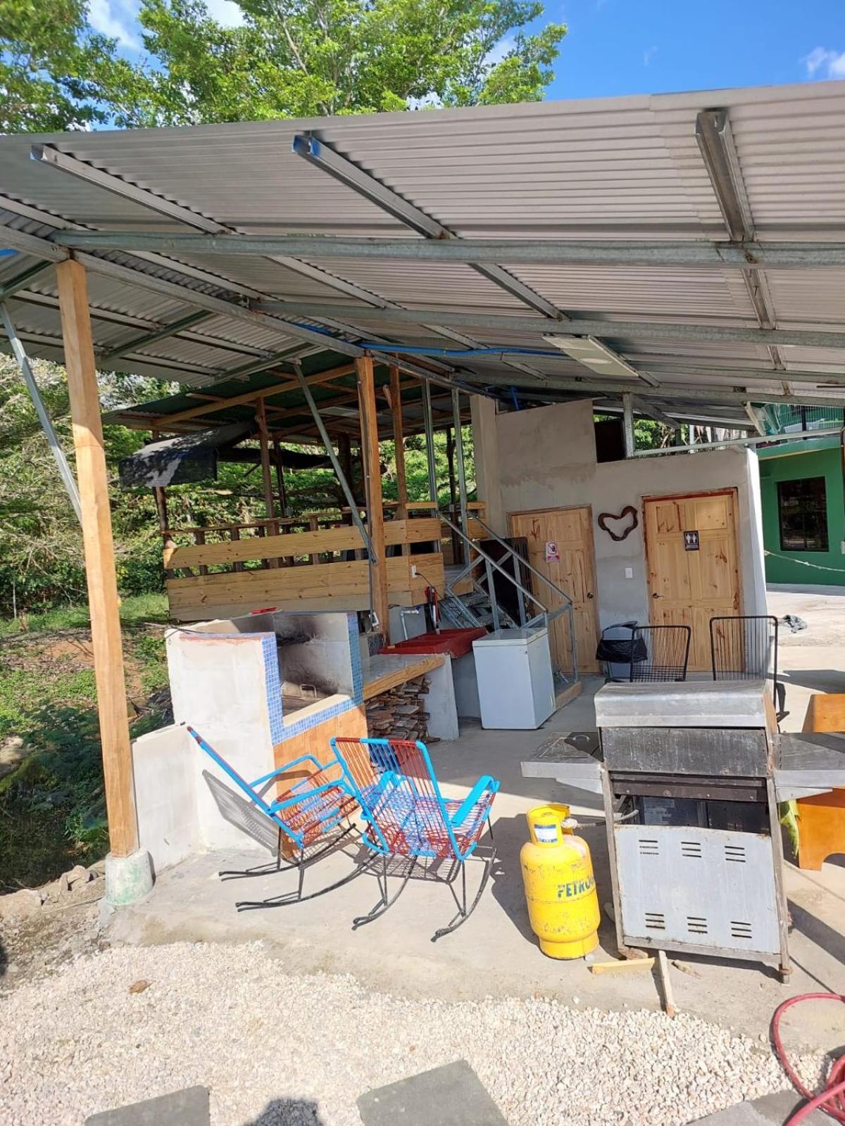 Residencia Las Brisas Griegas Quepos Buitenkant foto
